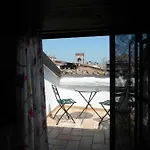 לינה וארוחת בוקר Il Torrione 4*