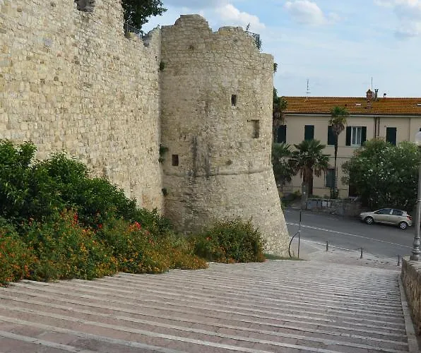 Il Torrione 4* Castiglione del Lago